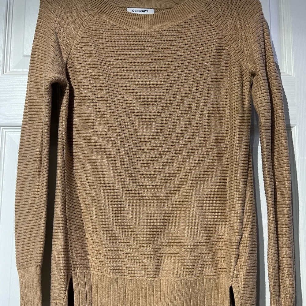 Old navy sweater